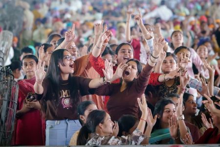 Aap Women Supporters
