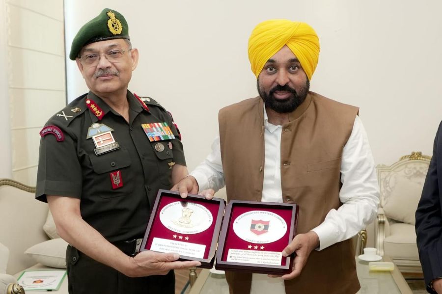 Cm Army Commander