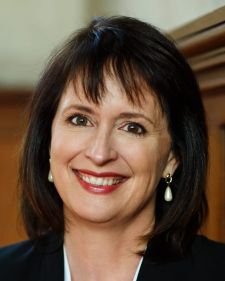 Nadine Maenza